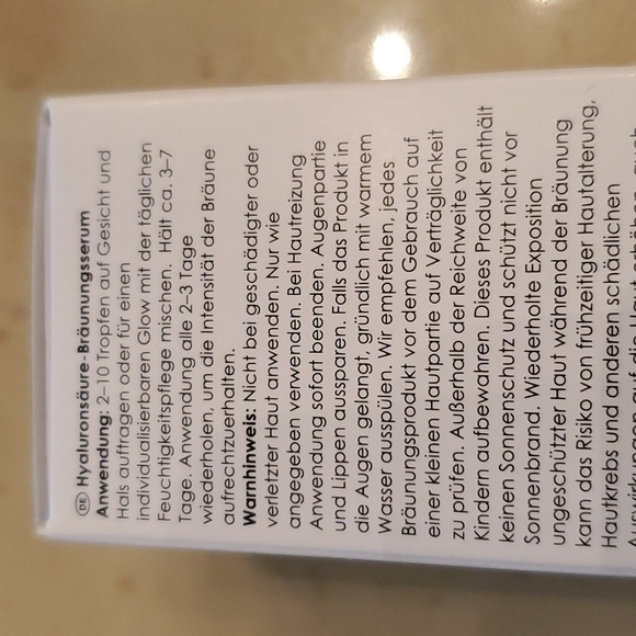 Hyaluronic Tan Serum - Picture 2 of 3